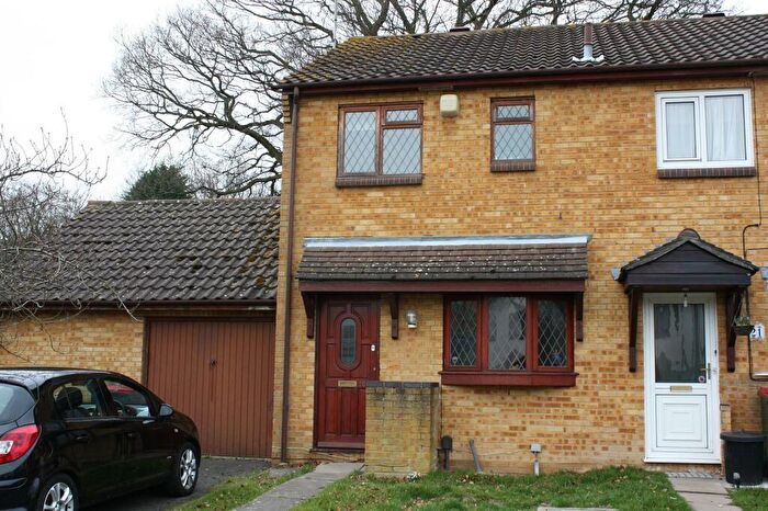 2 Bedroom House To Rent In Ivanhoe Close, Langley Green, Crawley, West Sussex., RH11