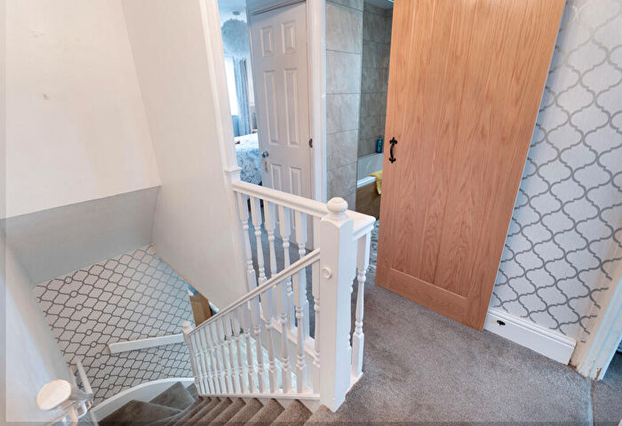 3 Bedroom Detached House For Sale In Windsor Close, Doncaster, South Yorkshire, DN6