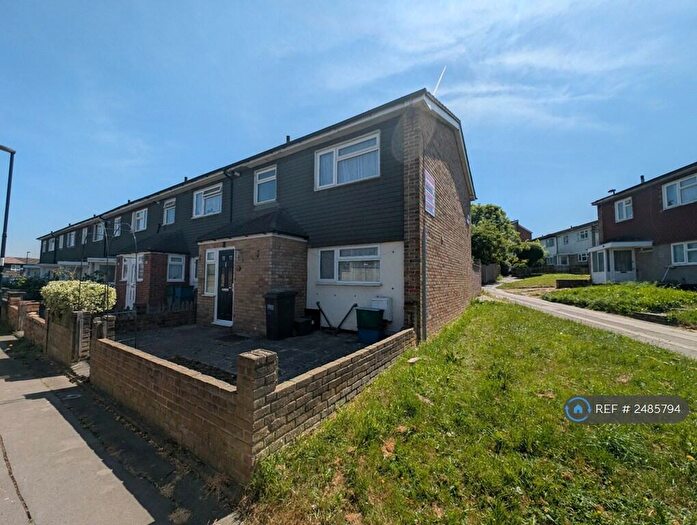 3 Bedroom End Of Terrace House To Rent In Brierley, New Addington, Croydon, CR0