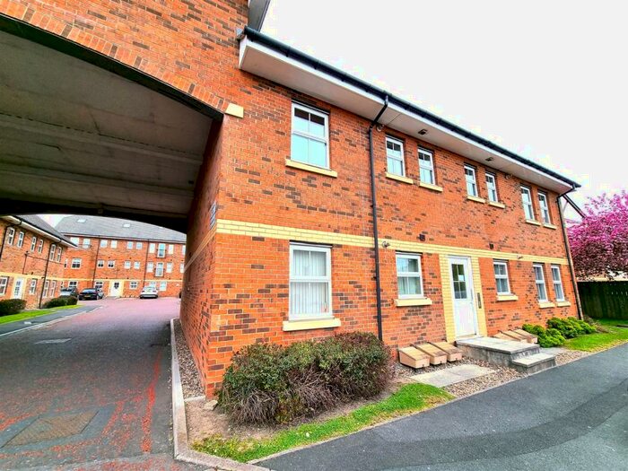 2 Bedroom Apartment To Rent In Sandringham Court, Chester-le-street, DH3