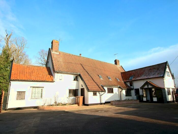 4 Bedroom Farm House For Sale In Horham, Eye, IP21
