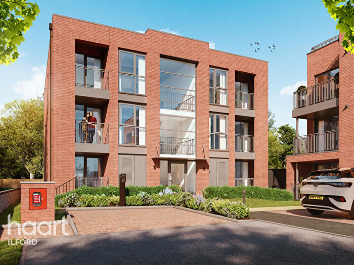 3 Bedroom Apartment For Sale In Wessex Close, London, IG3