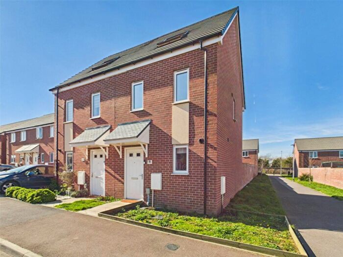 3 Bedroom Semi Detached House For Sale In Atkyns Drive, Tuffley, Gloucester, Gloucestershire, GL4