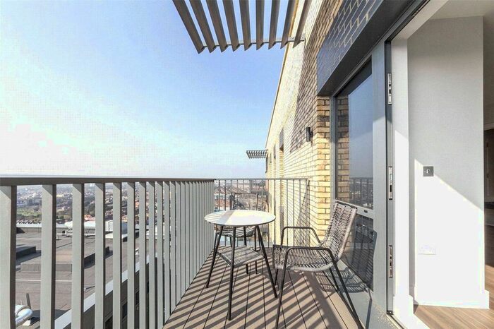 1 Bedroom Flat To Rent In Uncle Southall, Merrick Road, Southall, UB2