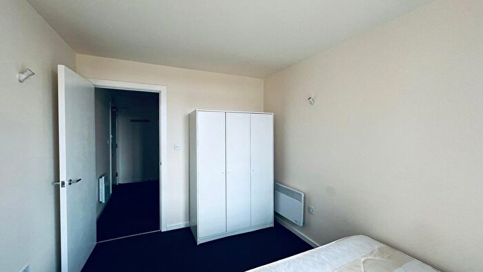 1 Bedroom Flat To Rent In Longbridge Road, Barking, IG11