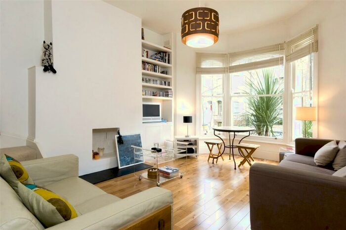 2 Bedroom Flat To Rent In Tabley Road, Tufnell Park, London, N7