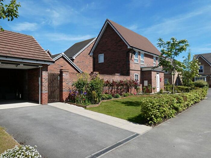 3 Bedroom Detached House To Rent In Popular Mews, Belle Vue, Doncaster, DN4