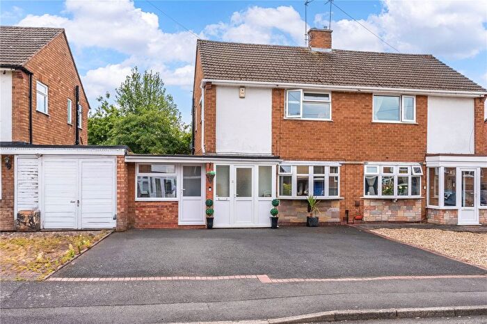 3 Bedroom Semi-Detached House For Sale In Mill Green, Fordhouses, Wolverhampton, West Midlands, WV10