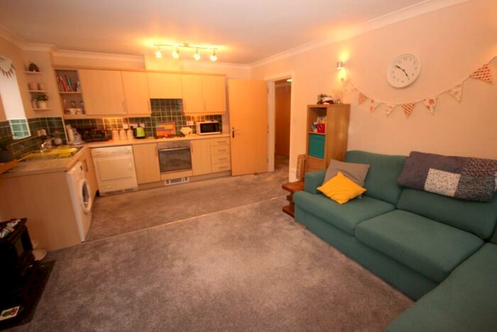 2 Bedroom Apartment To Rent In The Heywoods, Chester, CH2
