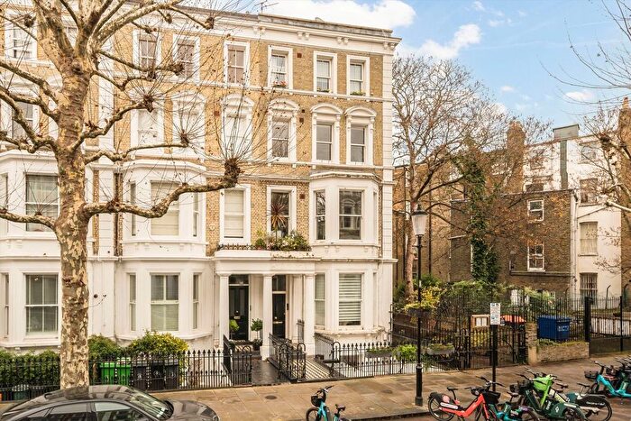 2 Bedroom Flat To Rent In Philbeach Gardens, Earls Court, SW5