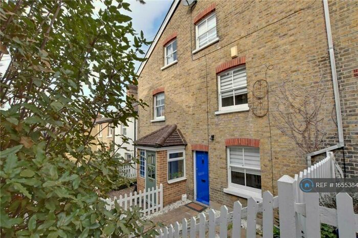 3 Bedroom Terraced House To Rent In Mill Place, Chislehurst, BR7