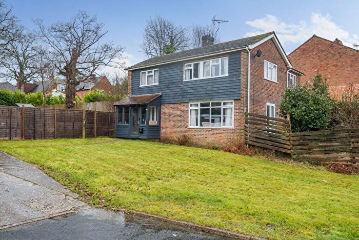 4 Bedroom Detached House For Sale In West Close, Fernhurst, GU27