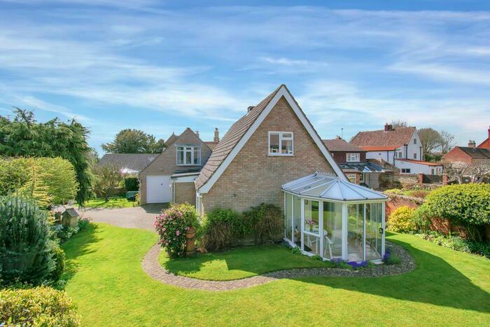 4 Bedroom Detached House For Sale In Church Street, Barrowby, NG32