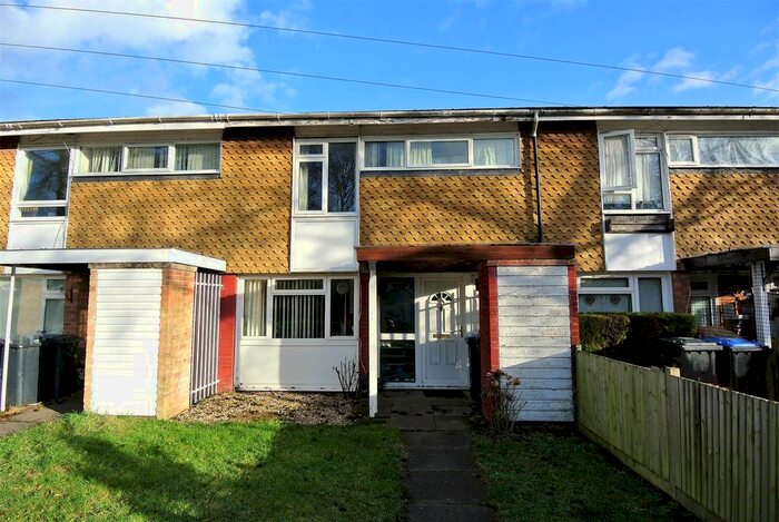 5 Bedroom Property To Rent In Elmbank Avenue, Englefield Green, Egham, TW20