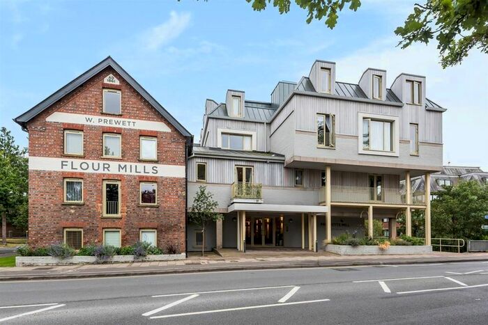 1 Bedroom Flat To Rent In Prewetts Mill Apartments, Mill Bay Lane, Horsham RH12