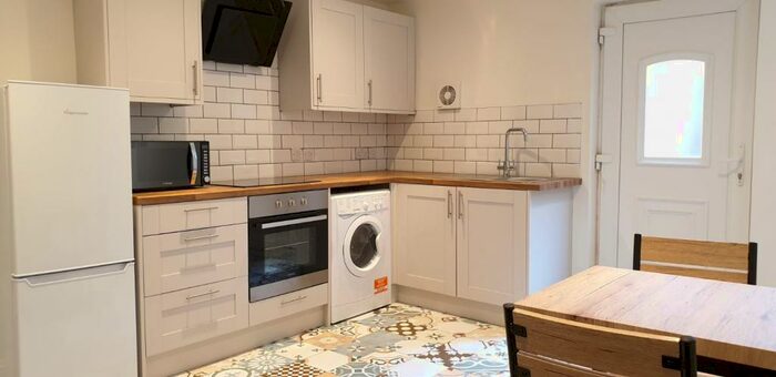 1 Bedroom Flat To Rent In A Portland Street, Lincoln, LN5