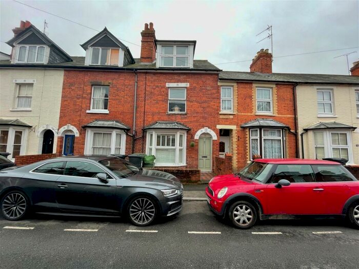 3 Bedroom End Of Terrace House To Rent In Berkeley Road, Newbury, RG14