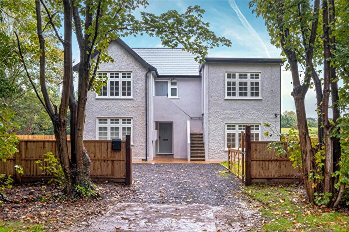 2 Bedroom Apartment To Rent In Cottage, St Albans, AL2