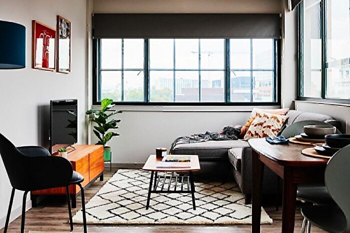 Apartment To Rent In Uncle Manchester, Orient House, Granby Row, Manchester, M1