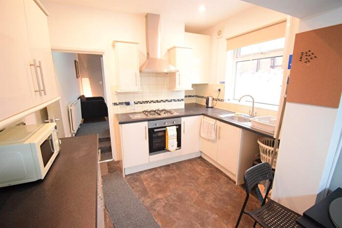 1 Bedroom Terraced House To Rent In A Whitchurch Road, Cardiff, CF14