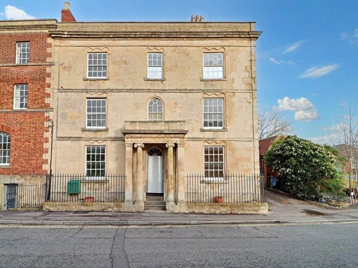 Studio To Rent In The Halve, Trowbridge, Wiltshire, BA14