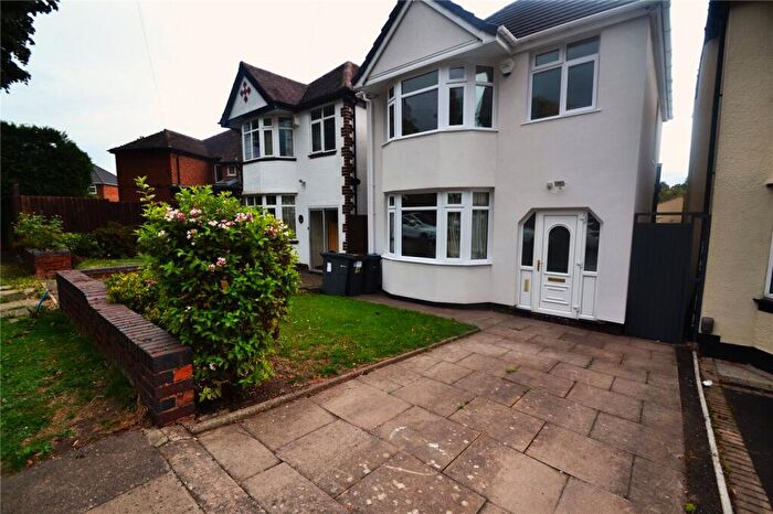 3 Bedroom Semi Detached House To Rent In Quinton Lane, Quinton, Birmingham, West Midlands, B32