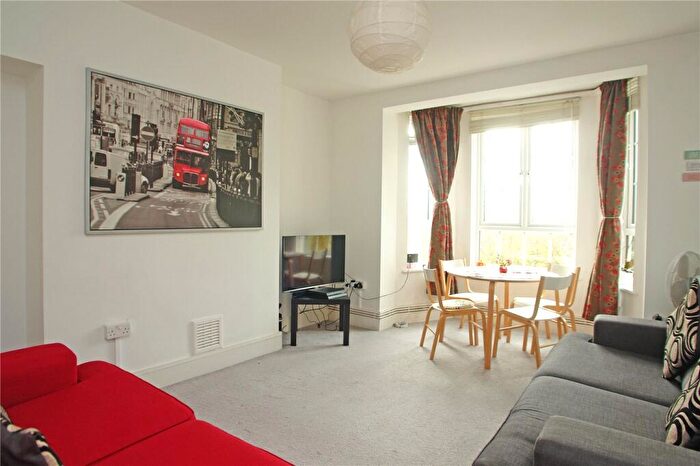 2 Bedroom Apartment To Rent In Riseholme House, East Dulwich Estate, East Dulwich, London, SE22