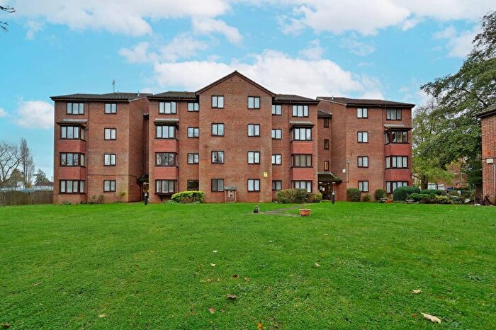 1 Bedroom Flat For Sale In Rayners Lane, Rayners Lane, Harrow, HA2