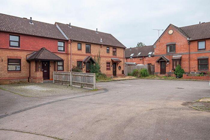 2 Bedroom Terraced House For Sale In Ashurst Bridge, SO40