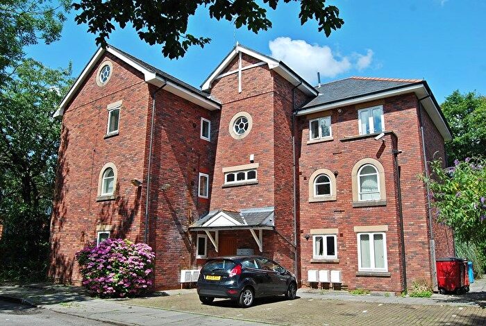 3 Bedroom Flat To Rent In Brunswick Road, Manchester, M20