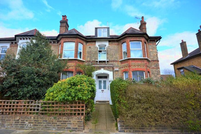 2 Bedroom Flat To Rent In Sunny Gardens Road, London, NW4