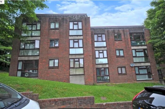 2 Bedroom Flat To Rent In Taymount Rise, Forest Hill, London, SE23