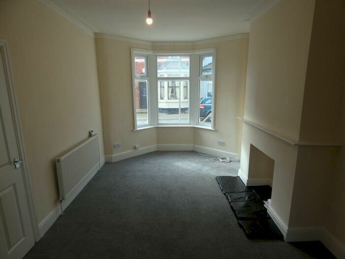5 Bedroom Terraced House To Rent In Garden Terrace, Blackpool, FY4