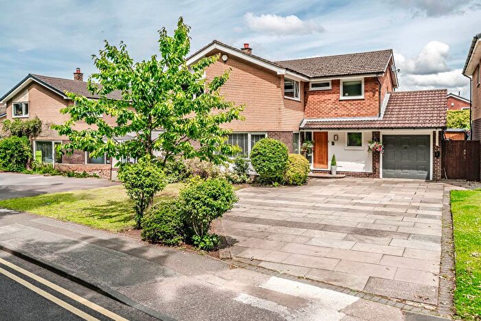 4 Bedroom Detached House For Sale In Worden Lane, Leyland, PR25