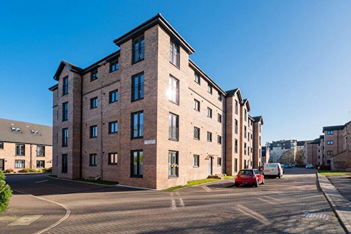 2 Bedroom Flat For Sale In / Stanwell Street, Edinburgh, EH6