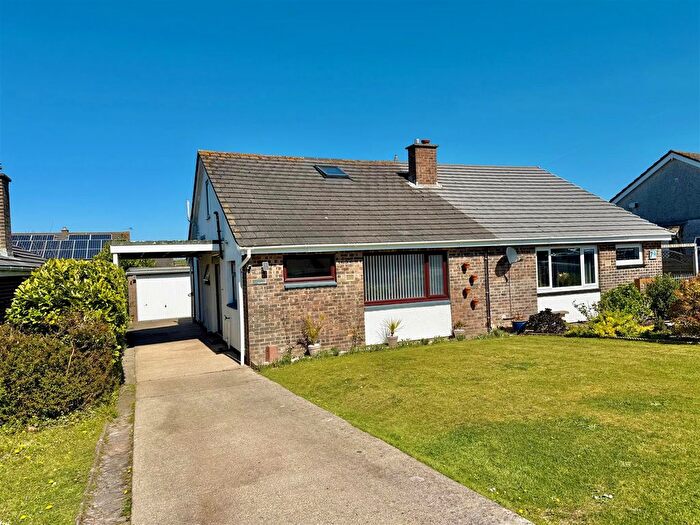 3 Bedroom Semi-Detached Bungalow For Sale In Ryeland Close, Wembury, Plymouth, PL9