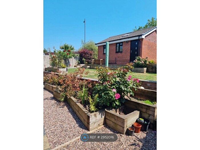 1 Bedroom Bungalow To Rent In Maxstoke St, Birmingham, B9