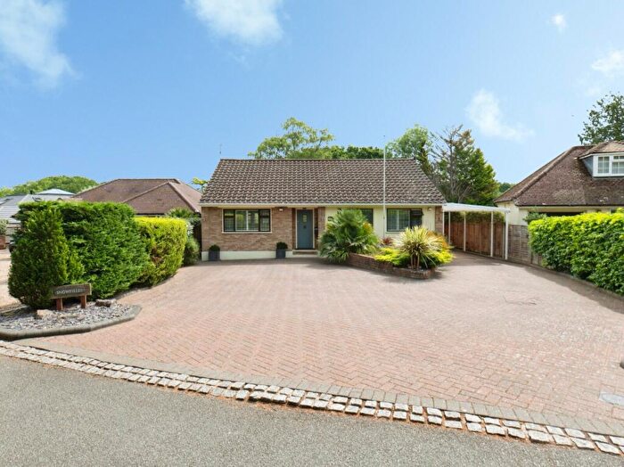 4 Bedroom Bungalow For Sale In Forest Lane, East Horsley, Leatherhead, Surrey, KT24