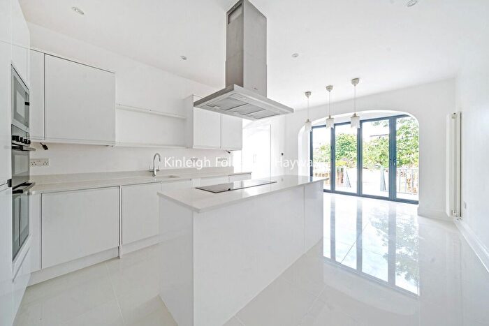 4 Bedroom Detached House To Rent In Princes Gardens, Ealing, London, W5