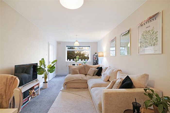 1 Bedroom Flat To Rent In Evangelist Road, Tufnell Park, NW5