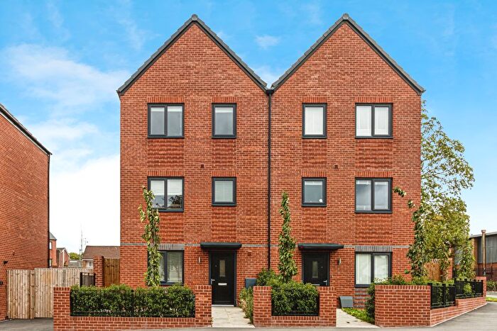 4 Bedroom Semi-Detached House To Rent In Varley Street, Manchester, Greater Manchester, M40