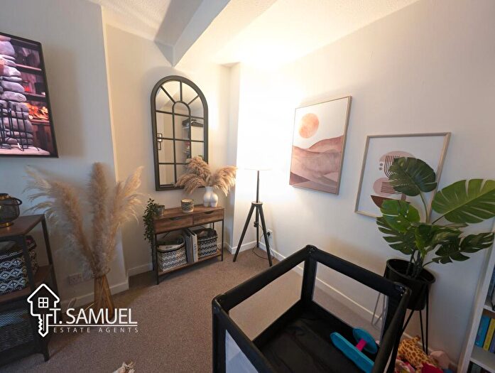 3 Bedroom Terraced House For Sale In Penrhiwceiber Road, Penrhiwceiber, CF45