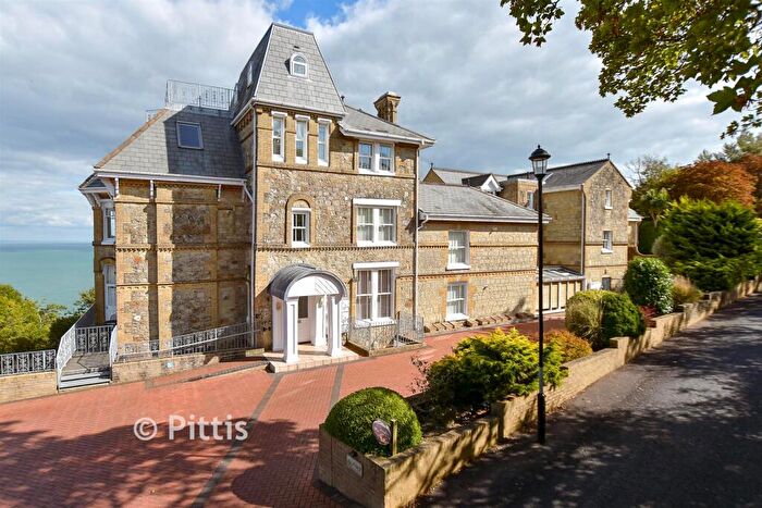 2 Bedroom Flat For Sale In Luccombe Road, Shanklin, Isle Of Wight, PO37