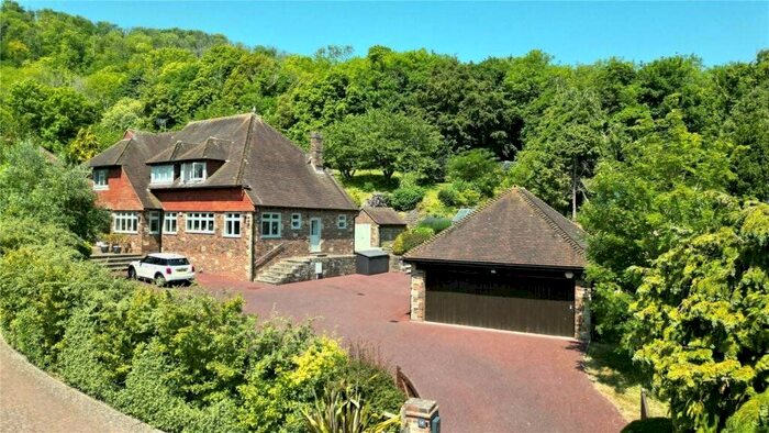 5 Bedroom Detached House To Rent In The Combe, Eastbourne, BN20