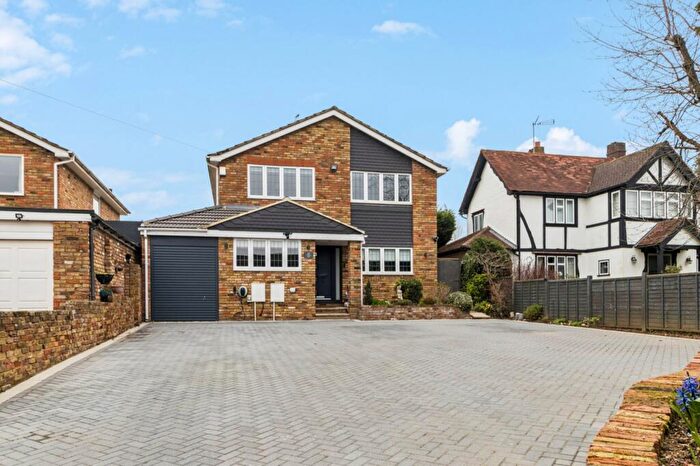 5 Bedroom Detached House For Sale In Copthall Lane, Chalfont St. Peter, Buckinghamshire, SL9