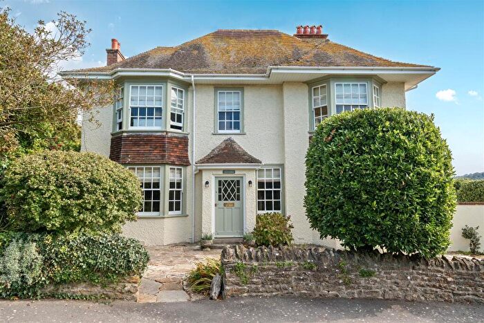5 Bedroom Detached House For Sale In Allington Park, Bridport, DT6