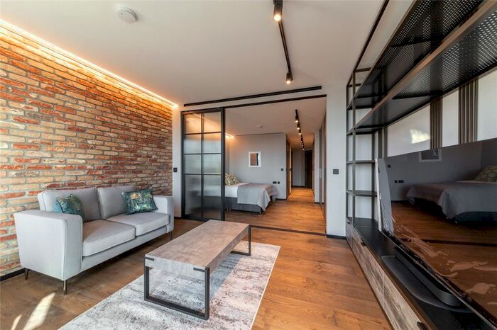 Studio To Rent In Hewett Street, London, EC2A