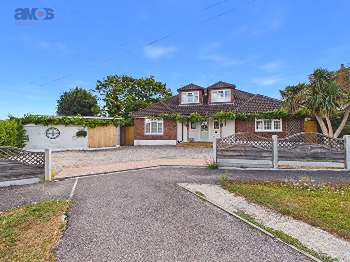 4 Bedroom Detached House For Sale In Rectory Close, Hadleigh, Essex, SS7