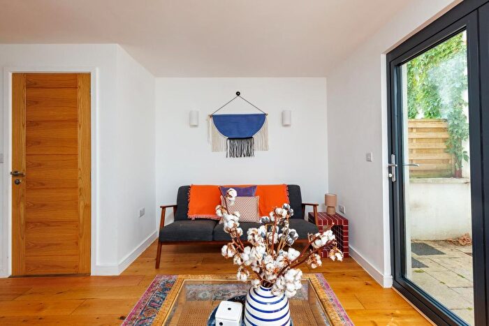 2 Bedroom Semi Detached House For Sale In Sydenham Road, Cotham, BS6