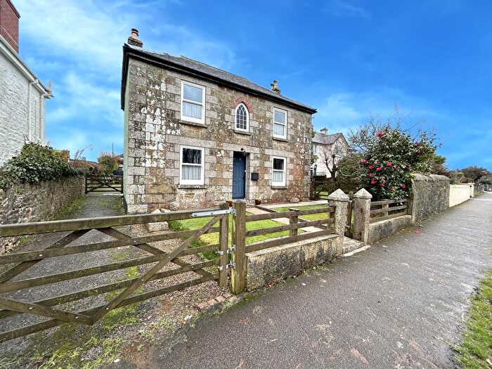 5 Bedroom Detached House For Sale In Meneage Road, Helston, TR13